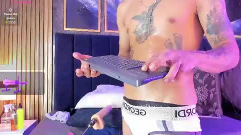 andrew_haalls online show from June 18, 4:56 pm