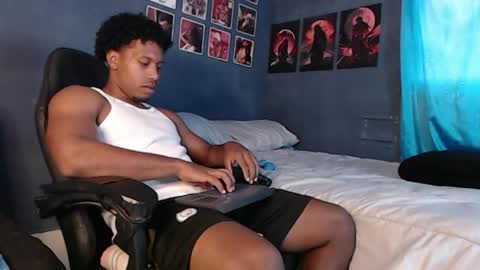 Andrew online show from April 5, 9:22 pm