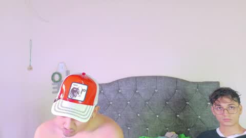 daniel y breiner online show from April 5, 8:38 pm