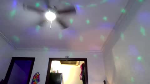 andrewgennie online show from December 15, 6:10 am