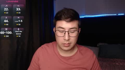 andrewmhilton_ online show from December 22, 7:27 am