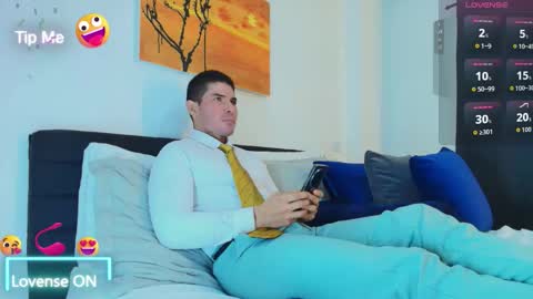 andrewstelee online show from September 27, 11:13 pm