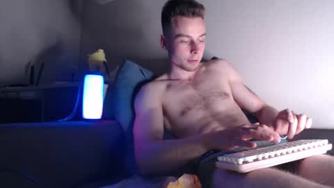 andrian_sweety online show from June 6, 9:43 pm