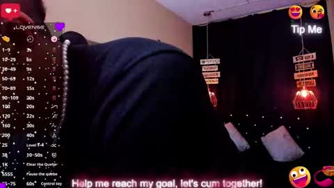      online show from November 26, 8:12 pm