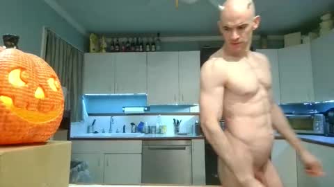 andy_552 online show from October 31, 11:30 pm