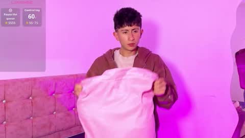 andy_justgame online show from March 8, 3:32 am