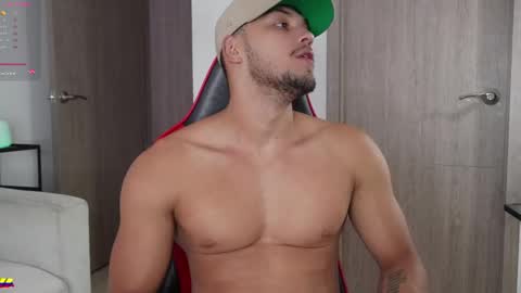 my onlyfans     online show from February 20, 9:27 pm