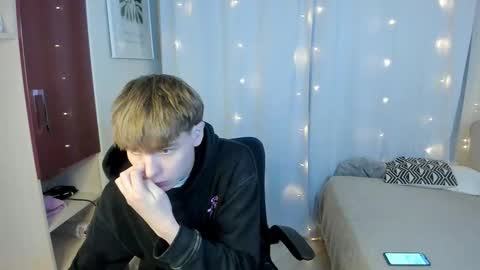 Mandy and Andy online show from September 29, 8:05 pm