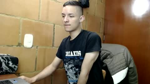 Andy online show from June 16, 5:04 pm