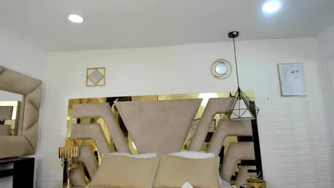 andyxibrat online show from October 27, 8:55 pm