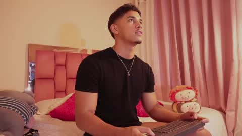 angel___sky online show from June 5, 1:17 pm