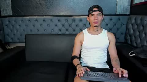 angel_blessed online show from July 29, 11:53 am