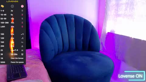 angel_kyrozz online show from July 24, 7:10 pm
