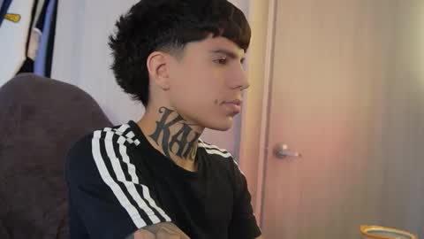 angel_luna0 online show from May 29, 12:48 pm