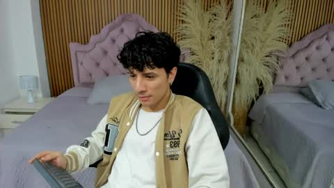 Angel online show from June 5, 4:50 am