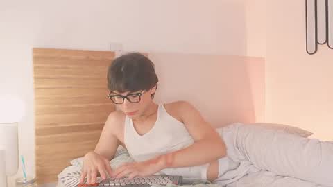 Angel online show from August 4, 3:56 am