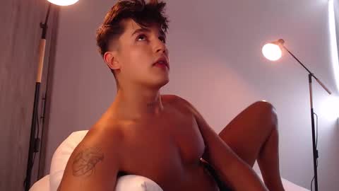 Snapshot of angelcossio chatting on March 9, 9:03 pm Angel online show from March 9, 9:03 pm