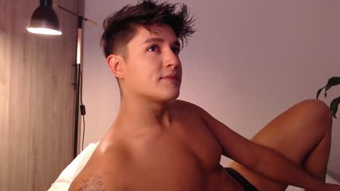 Snapshot of angelcossio chatting on December 27, 8:18 pm Angel online show from December 27, 8:18 pm