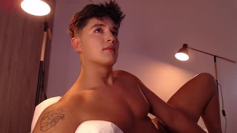 Snapshot of angelcossio chatting on March 6, 10:15 pm Angel online show from March 6, 10:15 pm