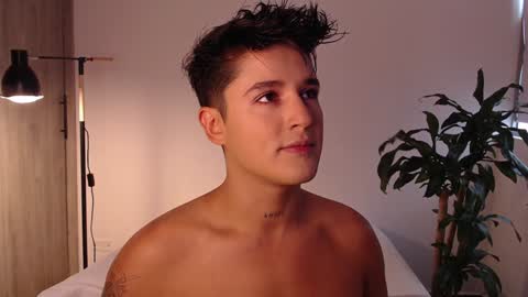 Snapshot of angelcossio chatting on December 31, 8:02 pm Angel online show from December 31, 8:02 pm