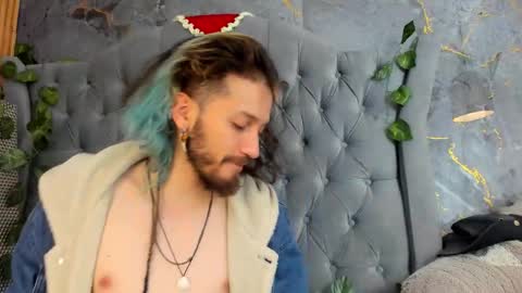 angeldamianart online show from November 23, 2:06 pm