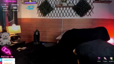 Angel online show from September 15, 6:31 pm