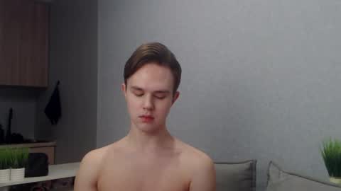 Angel online show from March 30, 10:49 am