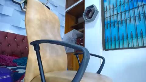 angelss_666 online show from January 9, 3:56 am