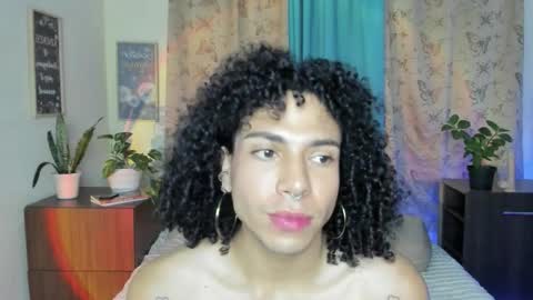 angelwhitte online show from November 24, 10:44 pm