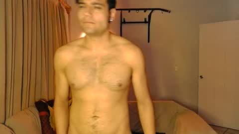 Snapshot of angrydeimos chatting on December 31, 5:00 am Deimos online show from December 31, 5:00 am