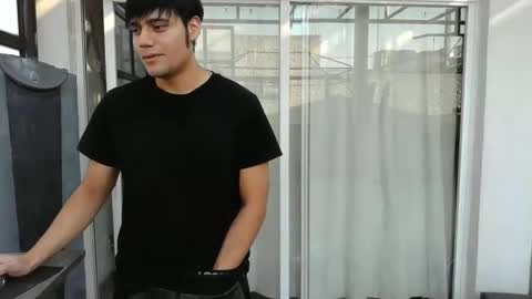 Snapshot of angrydeimos chatting on January 22, 10:17 pm Deimos online show from January 22, 10:17 pm