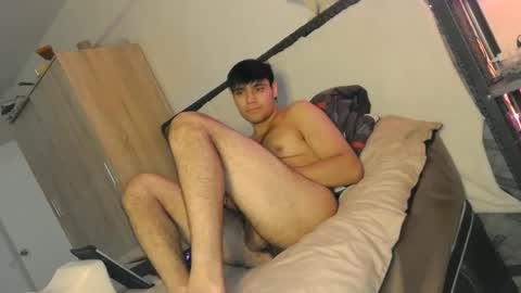 Snapshot of angrydeimos chatting on March 7, 4:12 am Deimos online show from March 7, 4:12 am