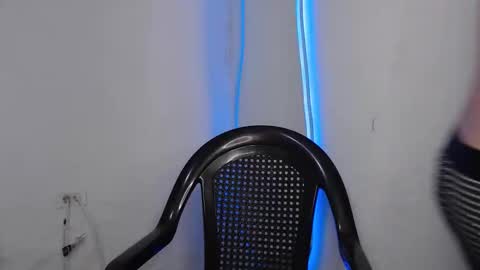 Antoine Dirty online show from October 21, 2:36 am