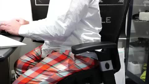 D online show from February 18, 2:26 pm