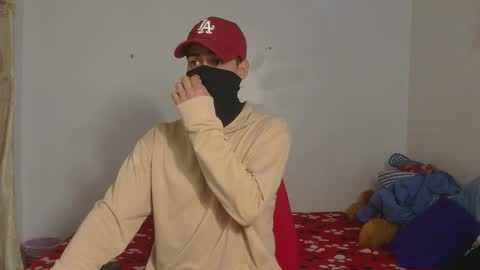 Anonymous online show from November 26, 6:38 am