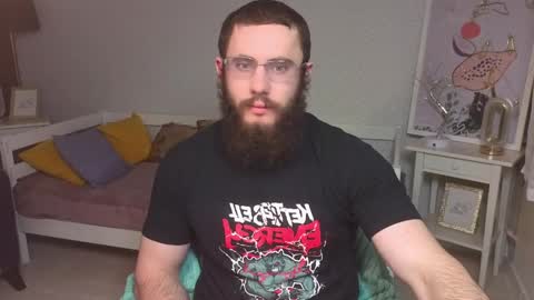 Ant online show from April 3, 5:43 pm