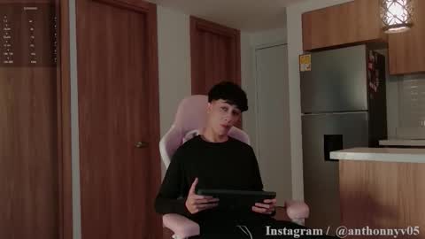 TONY NEW ACCOUNT online show from March 10, 2:06 am