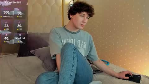 YummyTony online show from February 24, 4:24 am