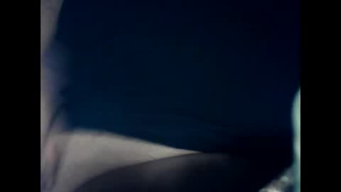 Snapshot of antxon12 chatting on February 24, 12:30 am antxon12 online show from February 24, 12:30 am