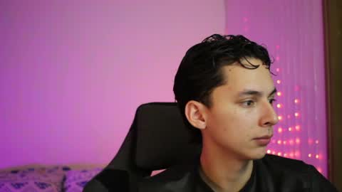 ARCHIBALDO online show from April 22, 4:52 am