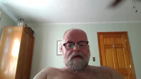 arkoudakixxx online show from December 6, 2:17 pm