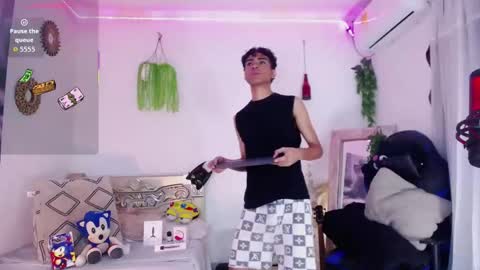 armond online show from April 7, 4:56 am