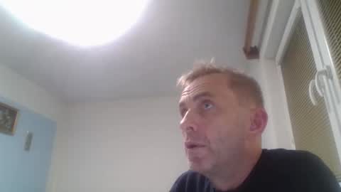 aromannn online show from November 10, 9:42 pm