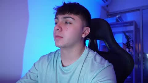 aron__cooper online show from April 11, 4:21 pm