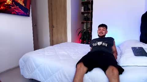 Aron Santoro online show from July 21, 6:21 pm