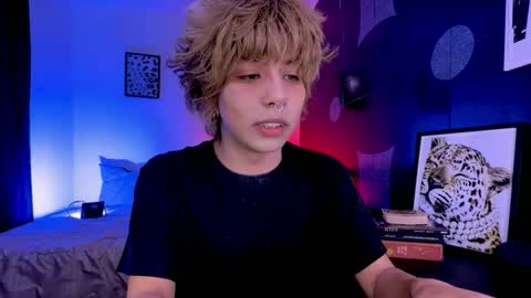 Aaron  online show from June 1, 12:49 pm