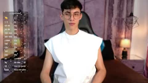 Arontawers online show from July 27, 7:43 pm