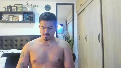 Snapshot of aronwilliams69 chatting on February 4, 11:06 pm ARON  Independent model  online show from February 4, 11:06 pm