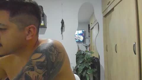 ARON  Independent model  online show from November 16, 8:16 am