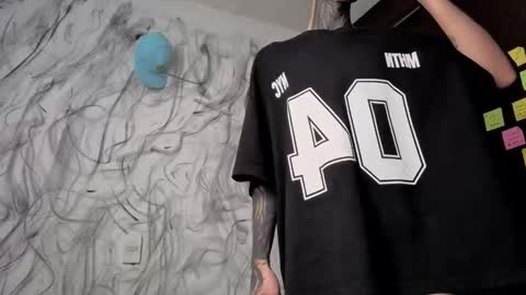   online show from February 18, 12:25 pm